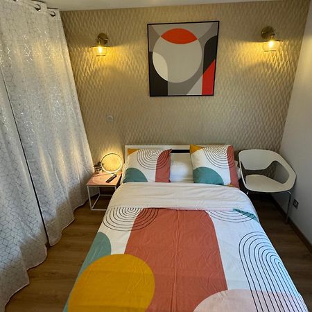 Chambre Privee/Climatisee+Tv /Petit Dejeuner Inclu/Tout Confort نيفي المظهر الخارجي الصورة