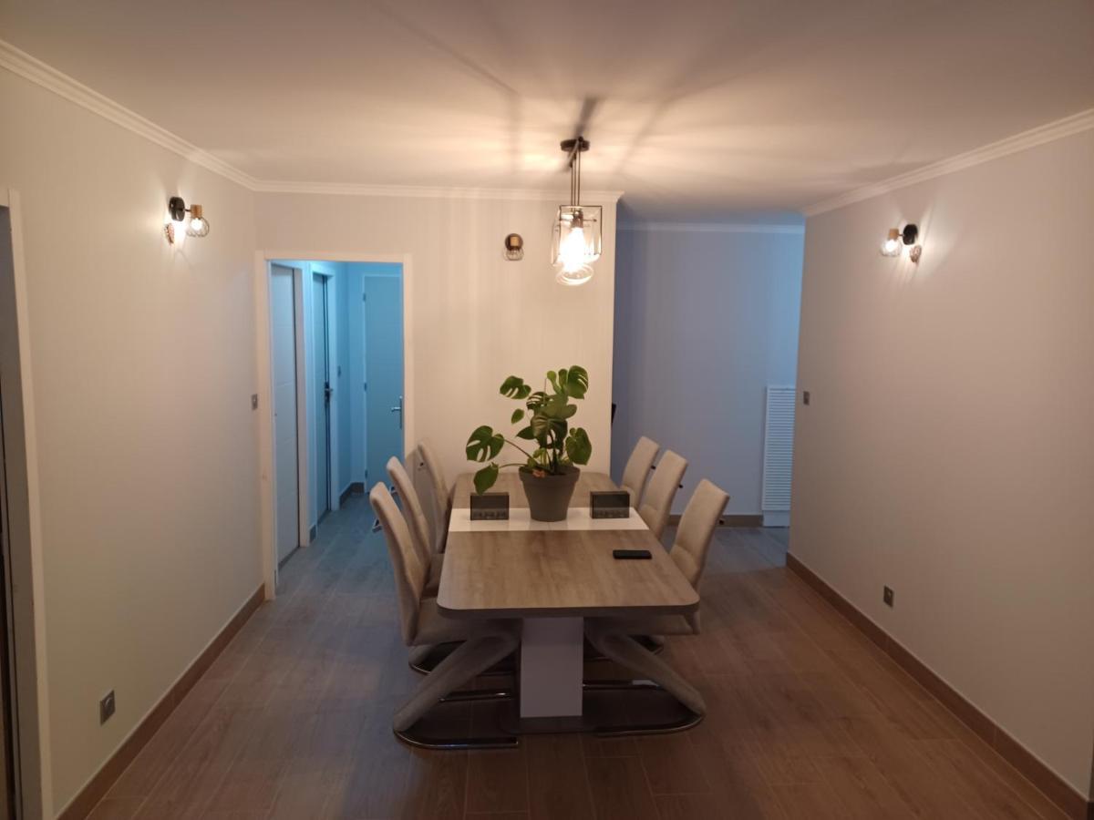Chambre Privee/Climatisee+Tv /Petit Dejeuner Inclu/Tout Confort نيفي المظهر الخارجي الصورة