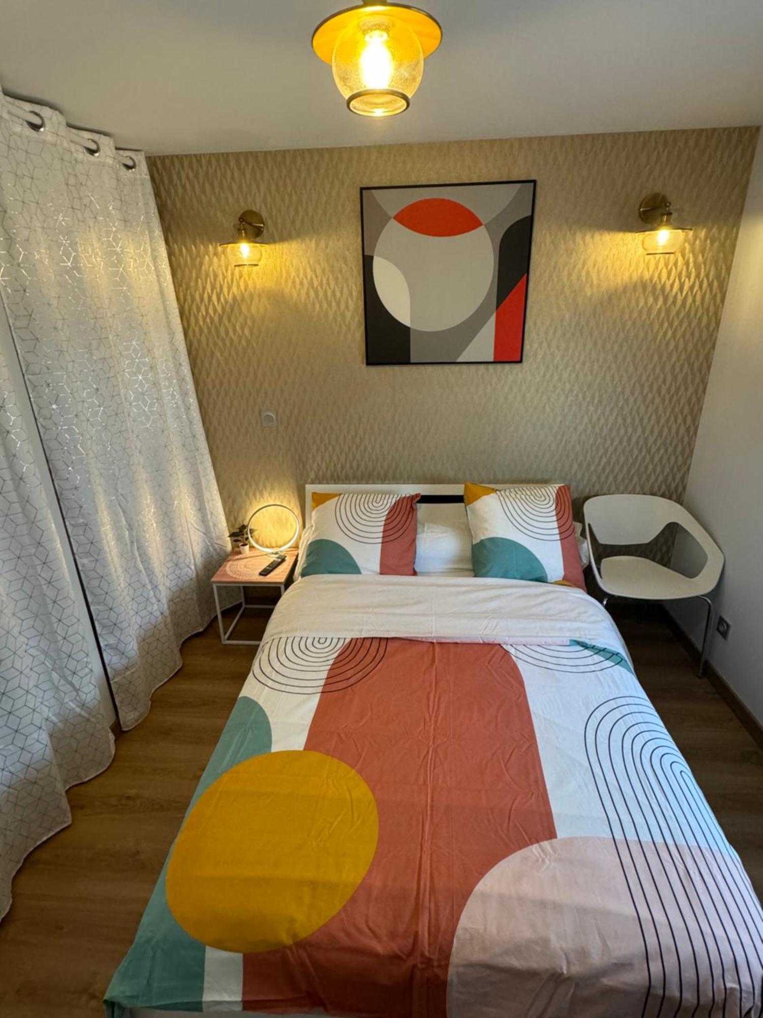 Chambre Privee/Climatisee+Tv /Petit Dejeuner Inclu/Tout Confort نيفي المظهر الخارجي الصورة
